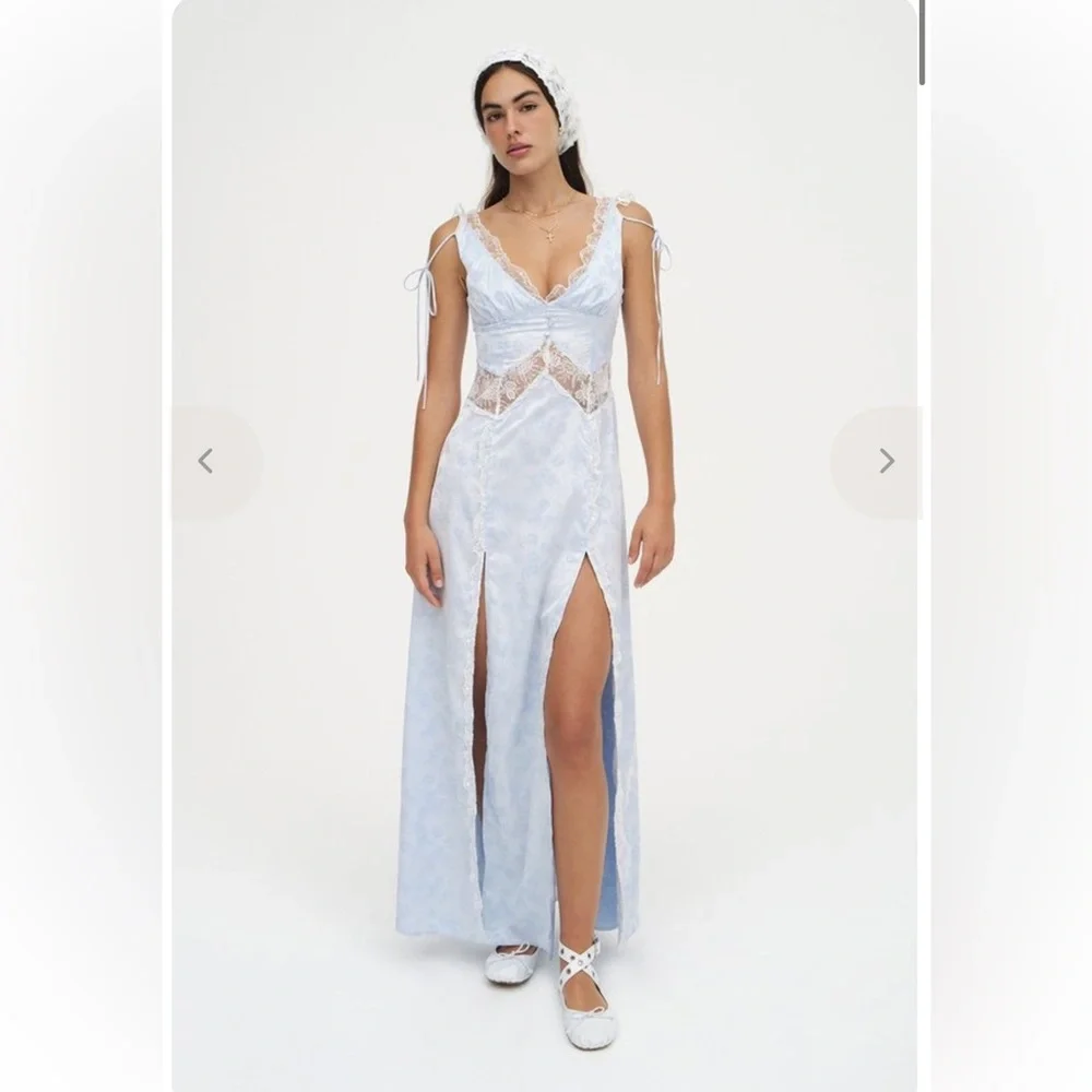 NWT For Love & Lemons Hattie Satin Slip Maxi Dress Blue Floral Lace Size XS - Picture 3 of 11